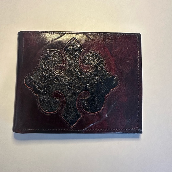 New Lucchese Bi Fold Full Quail Ostrich Wallet- Burgundy - Picture 1 of 3